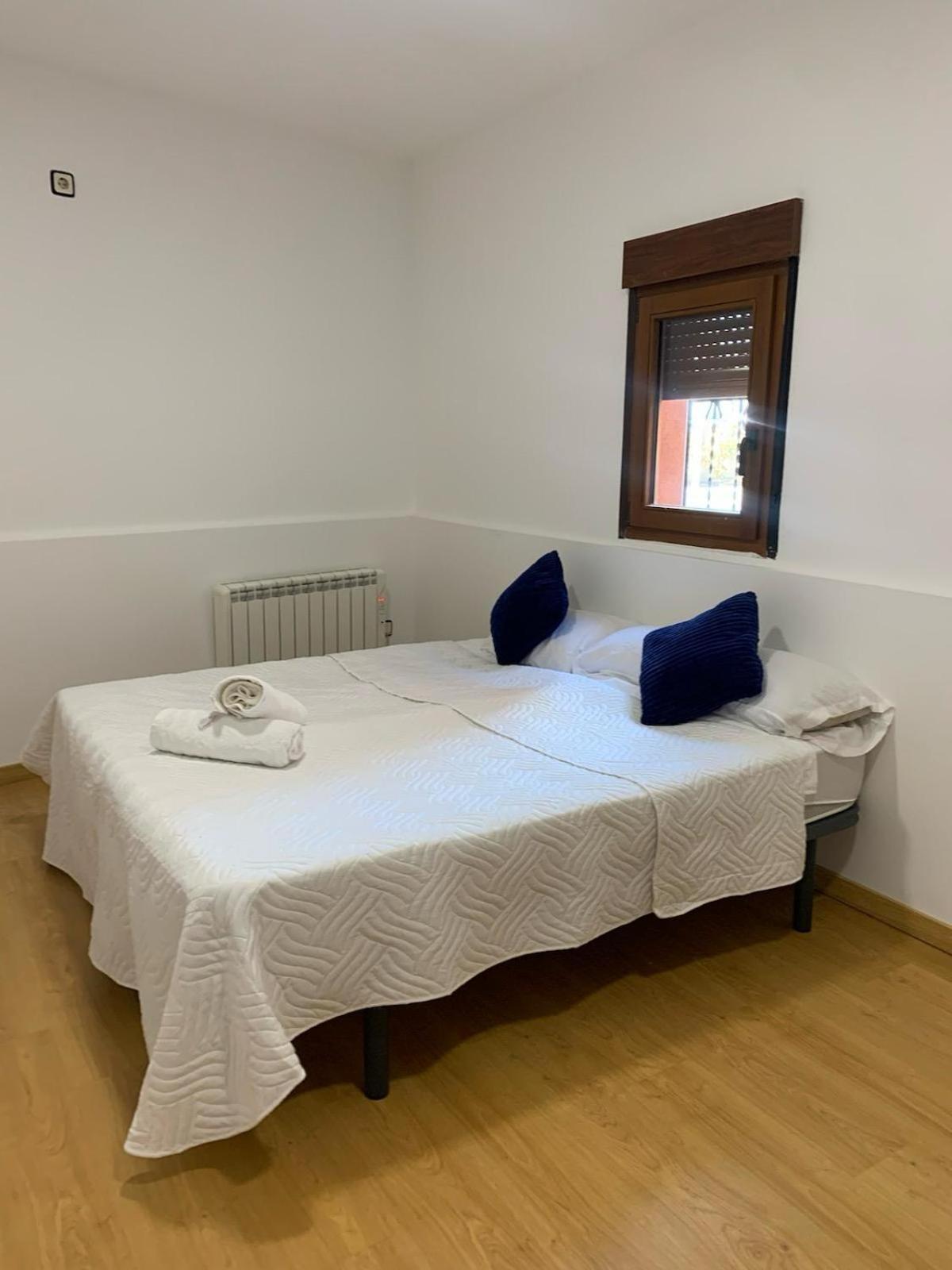 Apartamento Completo Para 8 Personas A 5 Minutos Del Aeropuerto E Ifema Appartement Madrid